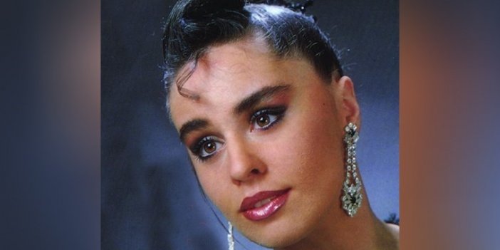 Ünlü şarkıcıdan üzücü haber!