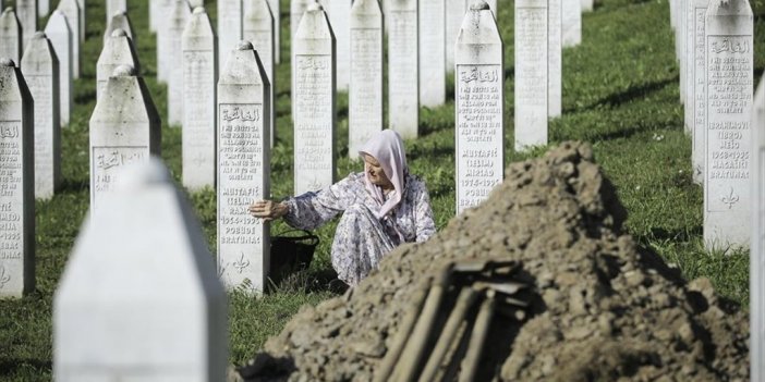 Srebrenitsa Soykırımı'nın 14 Kurbanı Bugün Toprağa Verilecek