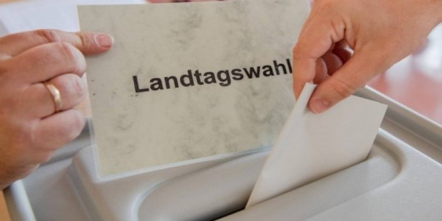 Almanya'da Erken Seçim Gündeme Geldi