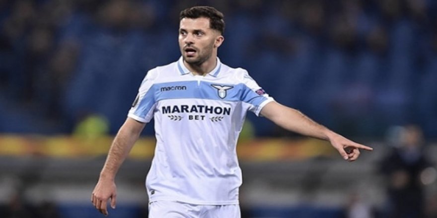 Türkiye'de Transfer Dönemi Bu Gece Kapanıyor 3 Büyüklerin Gündeminde Birçok Futbolcu Var