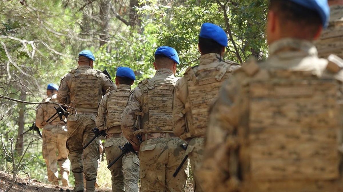 Jandarma Komandolar Ve Atlı Tim, Orman Yangınlara Karşı Kazdağları'nda Devriyeye Başladı