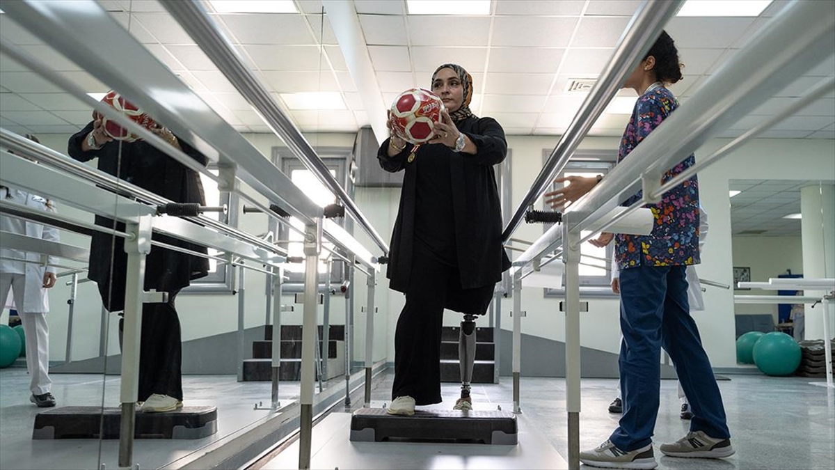 15 Temmuz Gazisi Şefkatlioğlu Protez Bacağına Kavuşarak Yeniden Ayağa Kalkmanın Hayalini Kuruyor