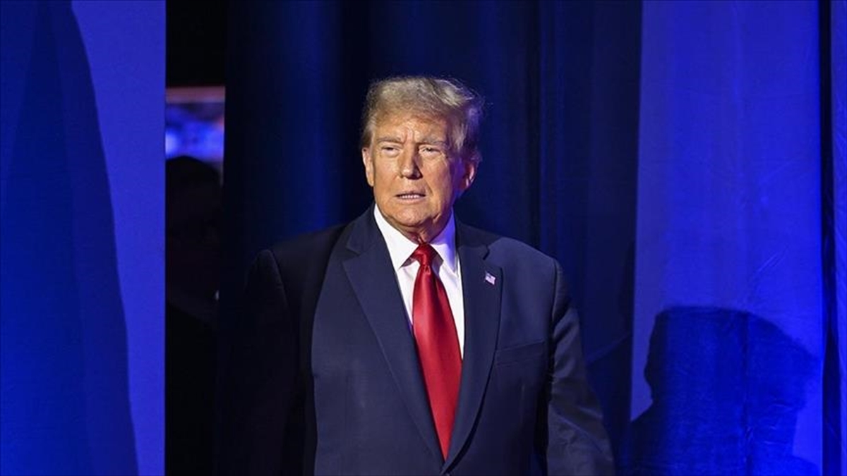 Trump, seçimi belirleyecek "salıncak eyaletler"de Biden'ı geride bıraktı