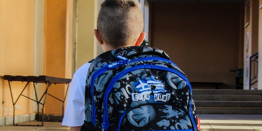 Prof. Dr. Bardak: Okul Çantası Vücut Ağırlığının Yüzde 10'unu Aşmamalı