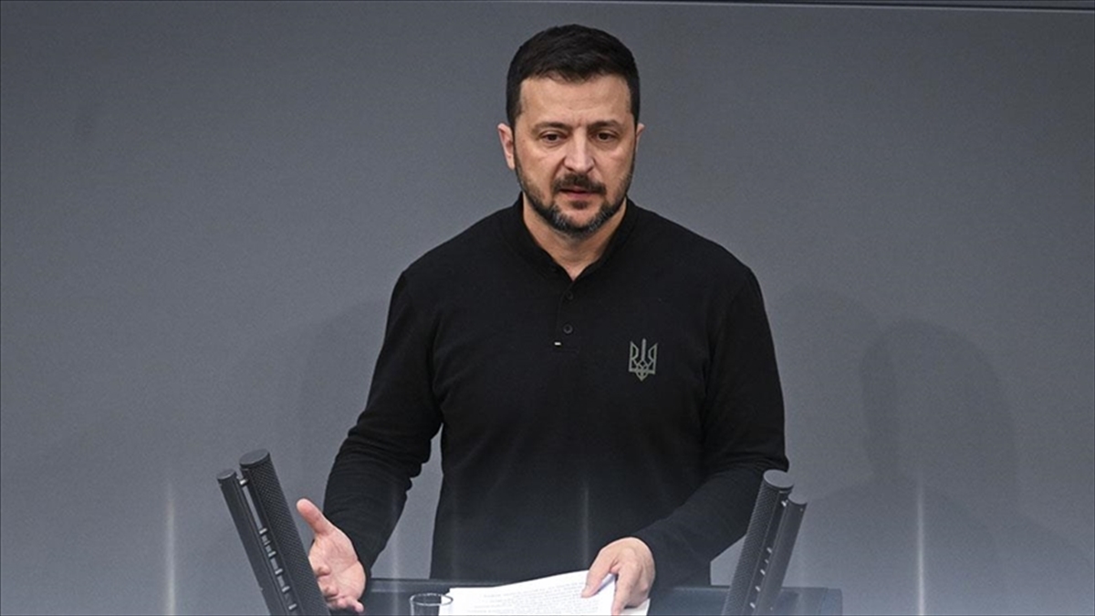 Ukrayna Devlet Başkanı Zelenskiy: (abd'de) Yeni Yönetim Gelirse Onlarla Çalışmak Zorundayız