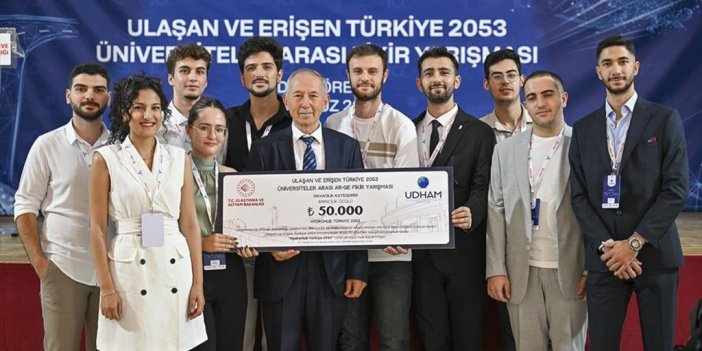 Genç Beyinler Türkiye'nin 2053 Ulaştırma Vizyonuna Projeleriyle Katkı Sağladılar