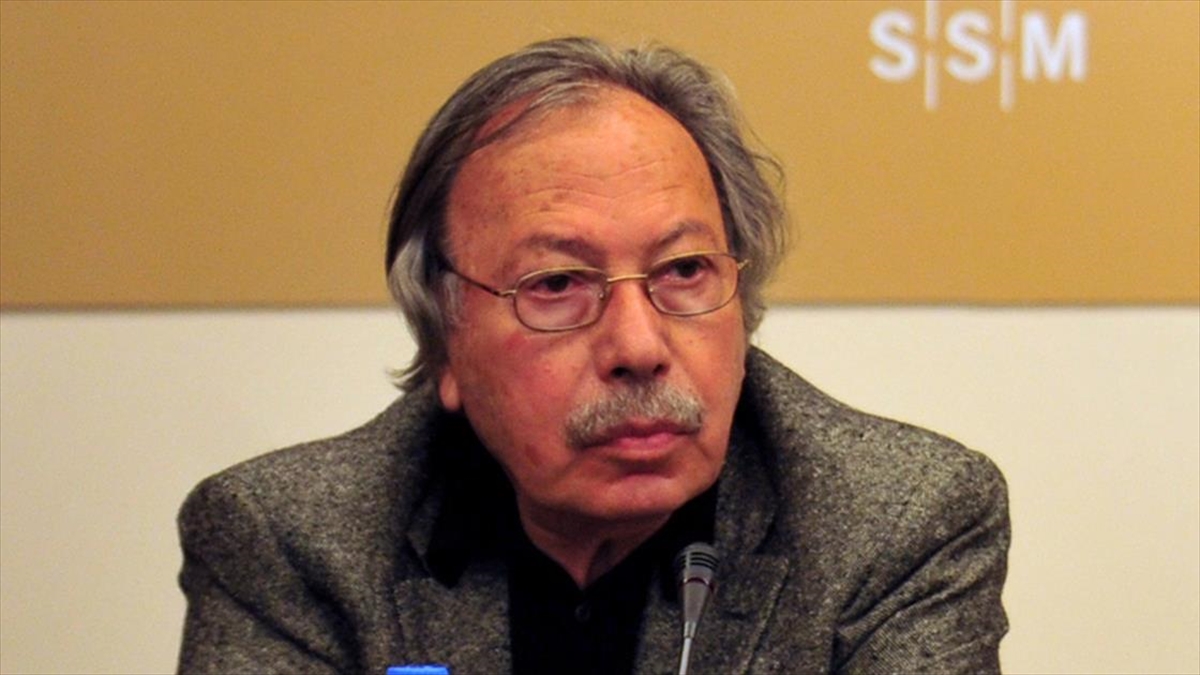 Ferit Edgü vefat etti