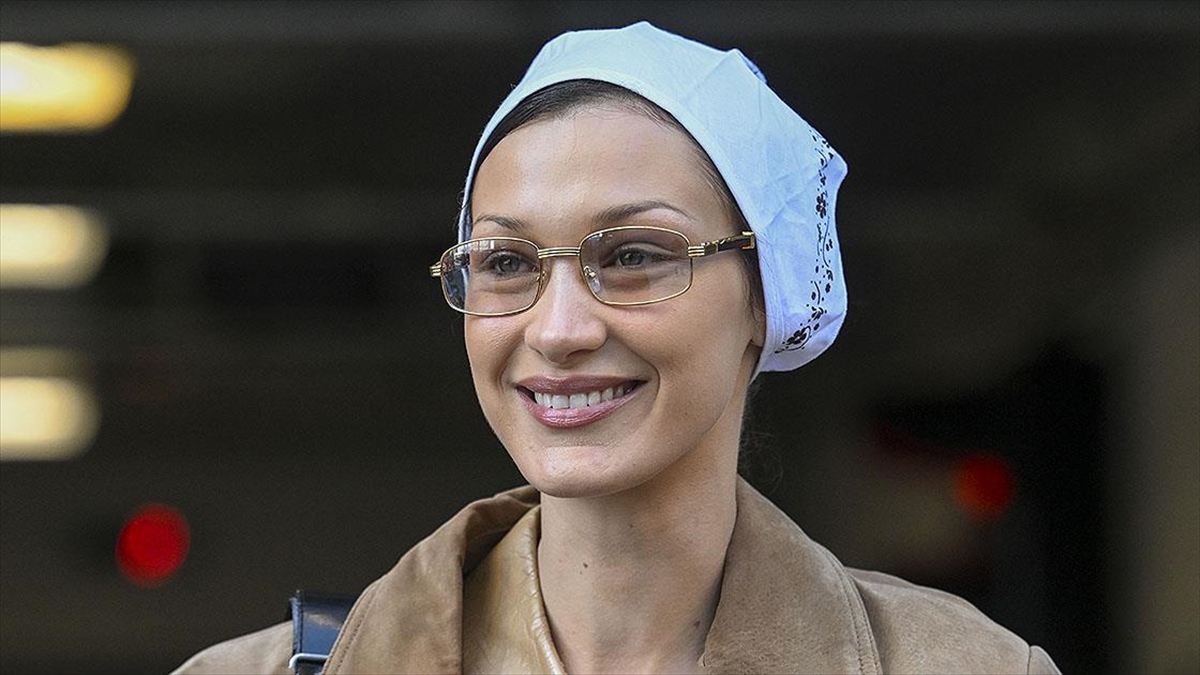 Hadid'i Reklamlarından Çıkaran Adidas'ın Cirosunda, Orta Doğu Ve Kuzey Afrika'nın Payı Yüzde 39