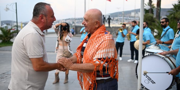 Kuşadası'nda Yazarlar Şenliği Başladı