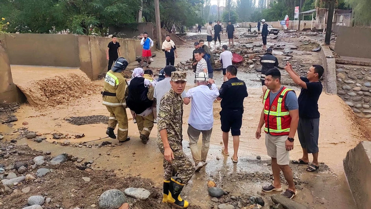 Kırgızistan'da Sel Nedeniyle 6 Ayda 22 Kişi Öldü