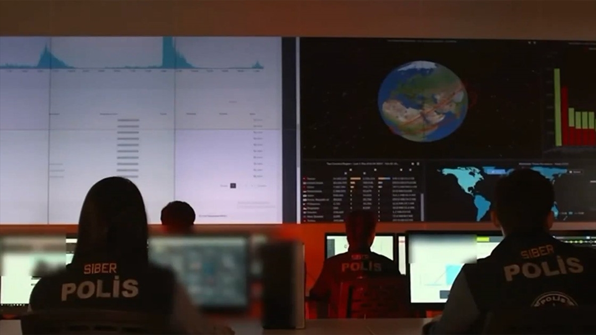 "siberağ-2" Operasyonlarında 41 İlde 82 Şüpheli Yakalandı