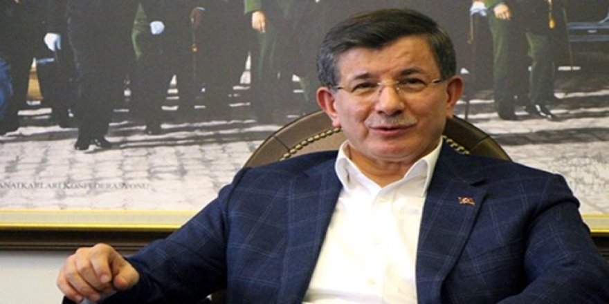 AK Parti MYK'da Davutoğlu'na İhraç Kararı