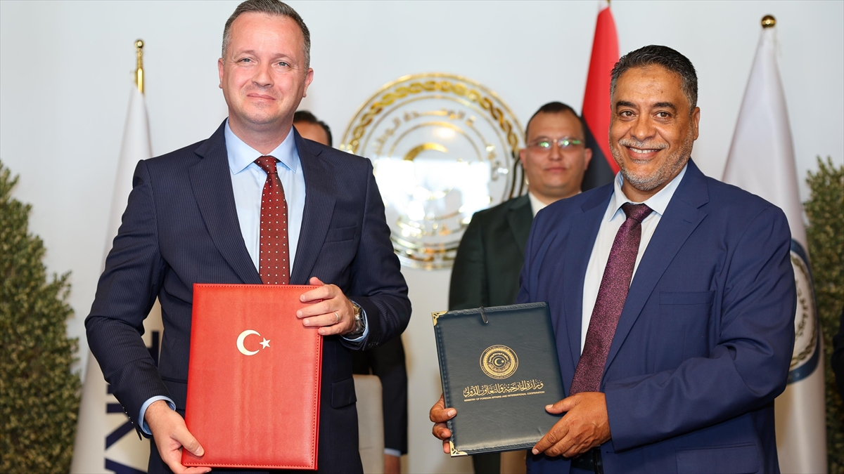 Türkiye ile Libya arasında kalkınma ortaklığı için imzalar atıldı