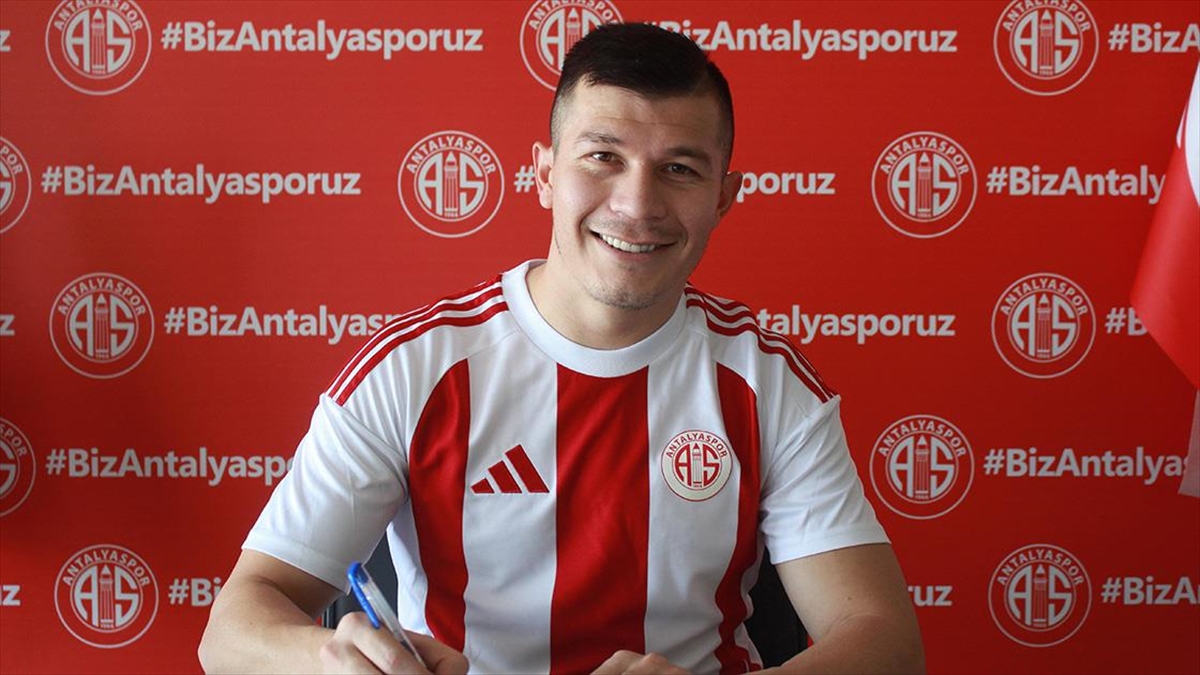 Antalyaspor, Paraguaylı Forvet Samudio'yu Transfer Etti