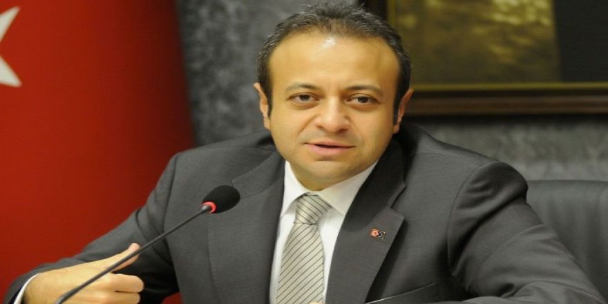 Egemen Bağış Türkiye'de Söyleyemeyeceği Sözleri Avrupa'da Söyledi