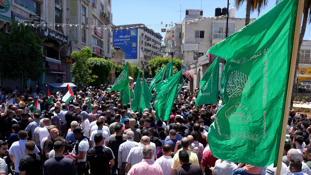 Hamas Lideri Heniyye'ye Düzenlenen Suikast, İşgal Altındaki Batı Şeria'da Protesto Edildi