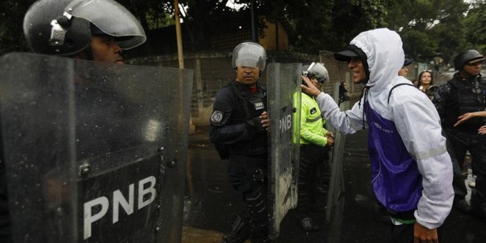 Venezuela'daki Protestolarda 80'den Fazla Asker Ve Polis Yaralandı