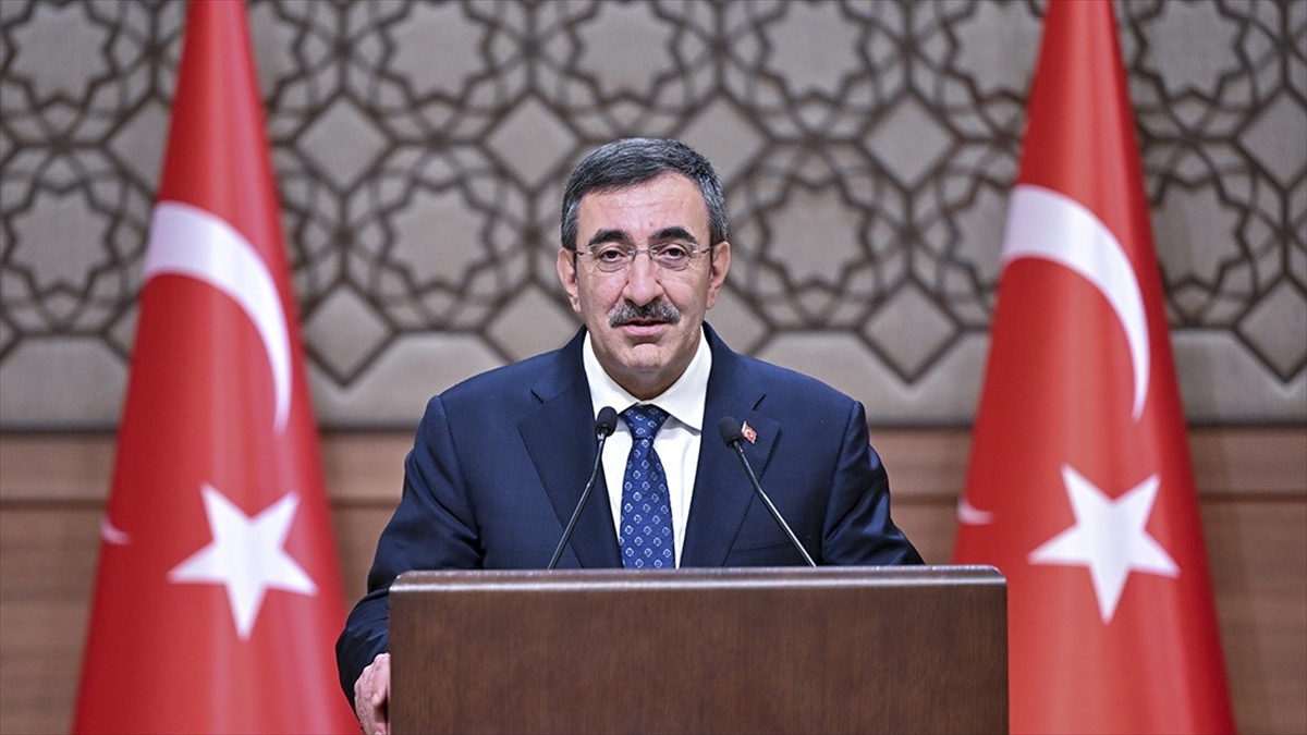 Cumhurbaşkanı Yardımcısı Yılmaz: Temel Öncelik Olarak Gördüğümüz Enflasyonla Mücadelemizi Sürdürüyoruz