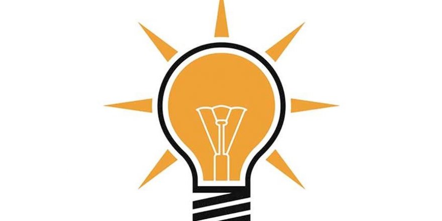 AK Parti’den İki İstifa Daha