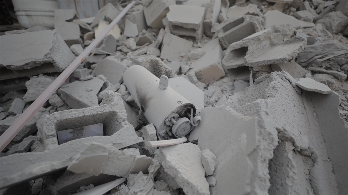 İsrail'in Gazze'ye Düzenlediği Saldırılarda En Az 8 Filistinli Yaşamını Yitirdi