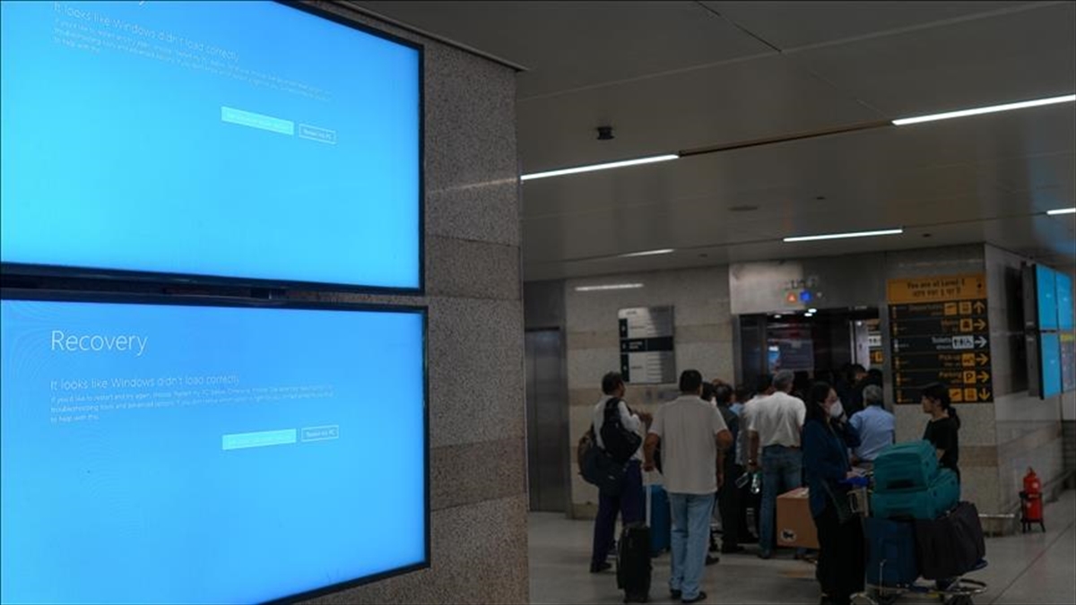 Küresel Yazılım Sorunu Etkisiyle Geçen Ay Hava Yolu Şirketlerinin Hisselerinde Düşüş Eğilimi Görüldü