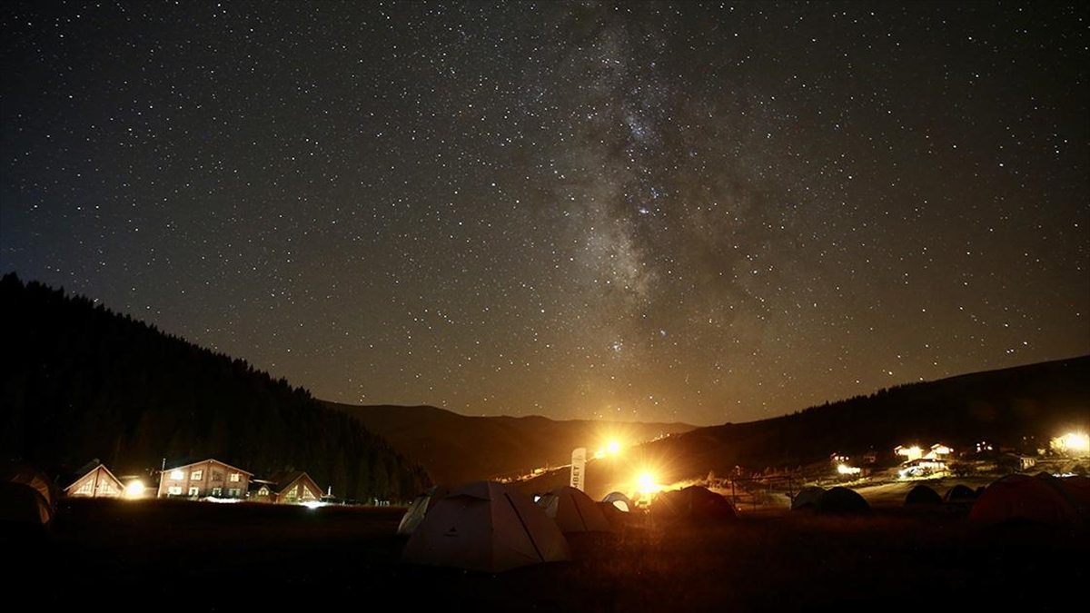 "yıldız Fotoğrafçıları" Giresun'daki Kümbet Yaylası'nda Bir Araya Geldi