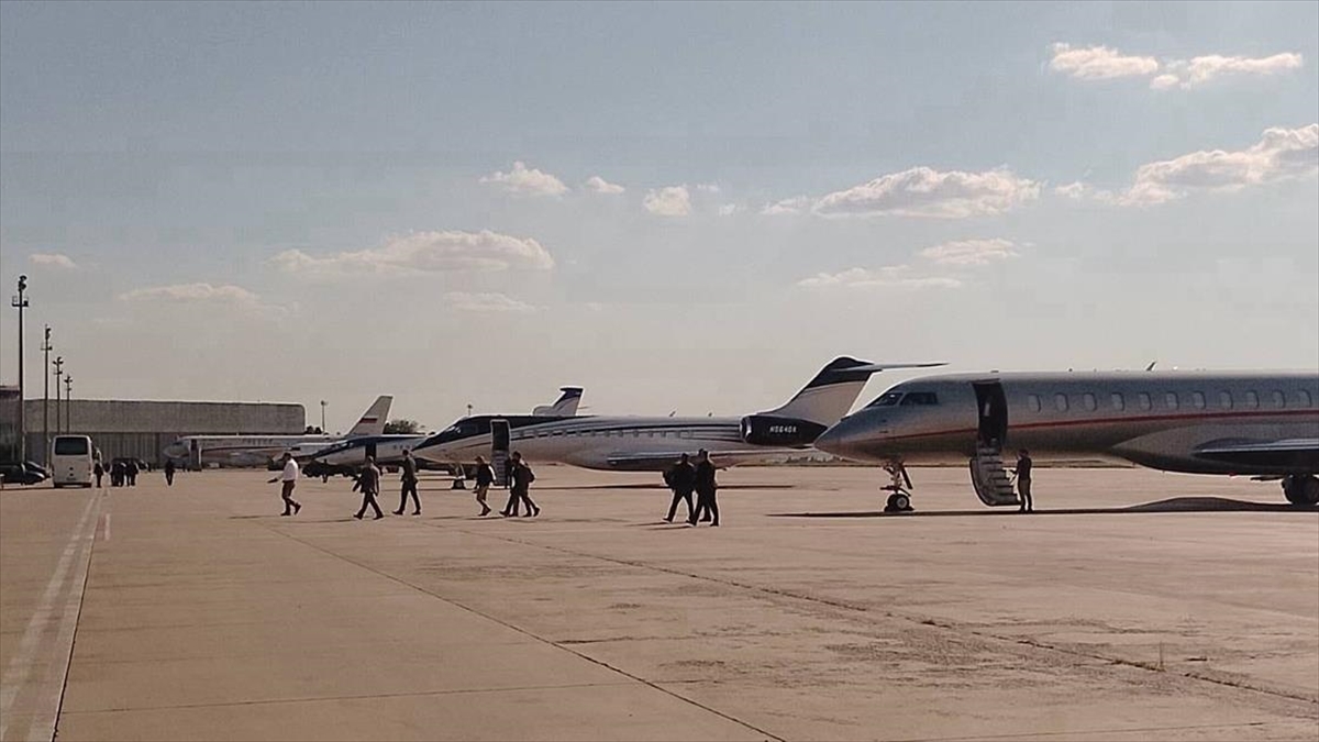 Mit'in Yönettiği Takas Operasyonunu Abd Başkanı Biden Canlı Takip Etti