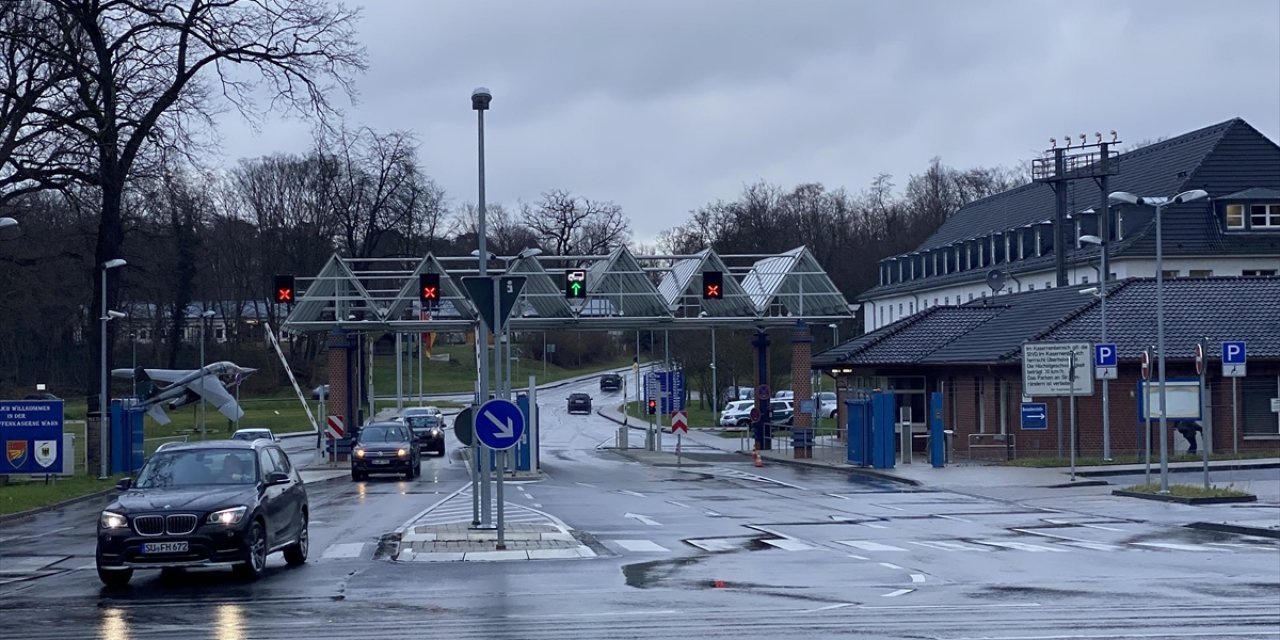 Almanya'da Köln-wahn Askeri Hava Üssü Sabotaj Şüphesiyle Bir Süre Kapatıldı