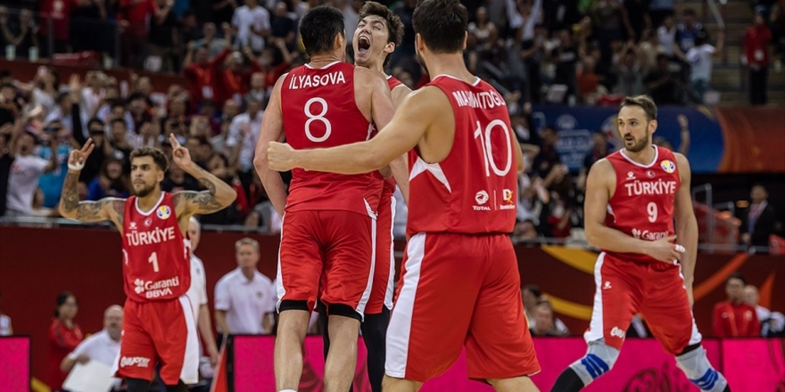 Potada Milliler Kritik Maça Çıkıyor