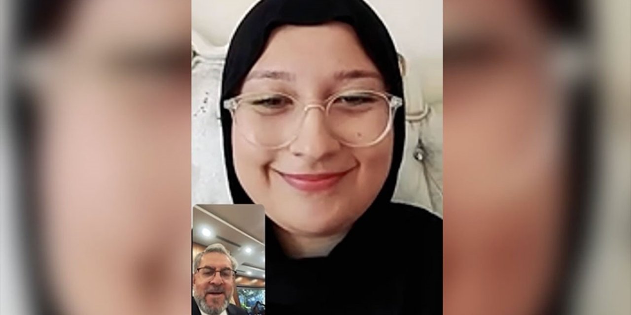 Enkazdan 248'inci Saatte Kurtarılan Aleyna, Hastanesinde Tedavi Gördüğü Üniversiteyi Kazandı