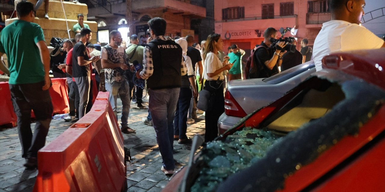 İsrail'in Lübnan'a Düzenlediği Hava Saldırısında 2 Kişi Öldü