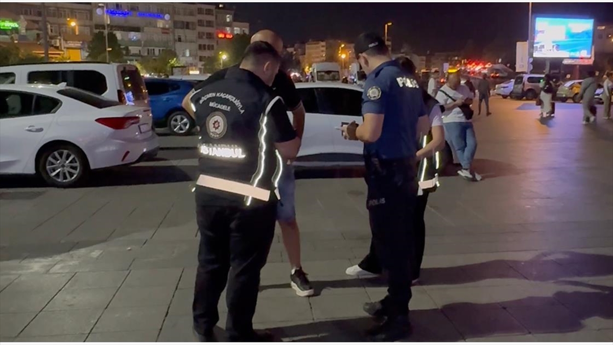 İstanbul'da Düzensiz Göçmenlere Yönelik Denetim Yapıldı