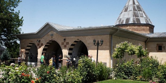 Hoşgörü Ve Bilgeliğin Sembolü: Hacı Bektaş Veli