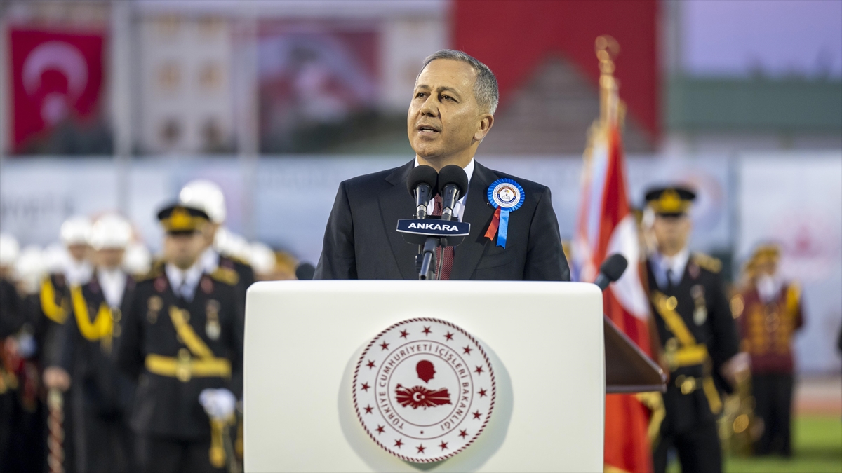 İçişleri Bakanı Yerlikaya: Teröristlerin nefeslerini kesiyoruz