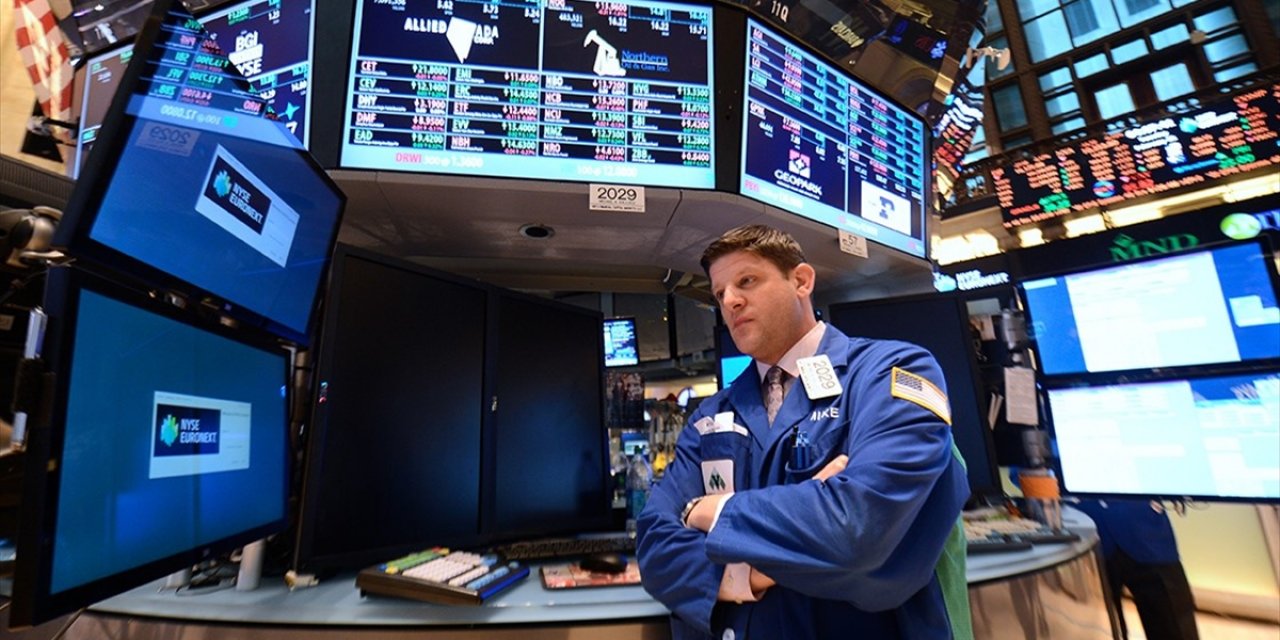 Küresel Piyasalar Resesyon Endişelerindeki Zayıflamayla Pozitif Seyrediyor