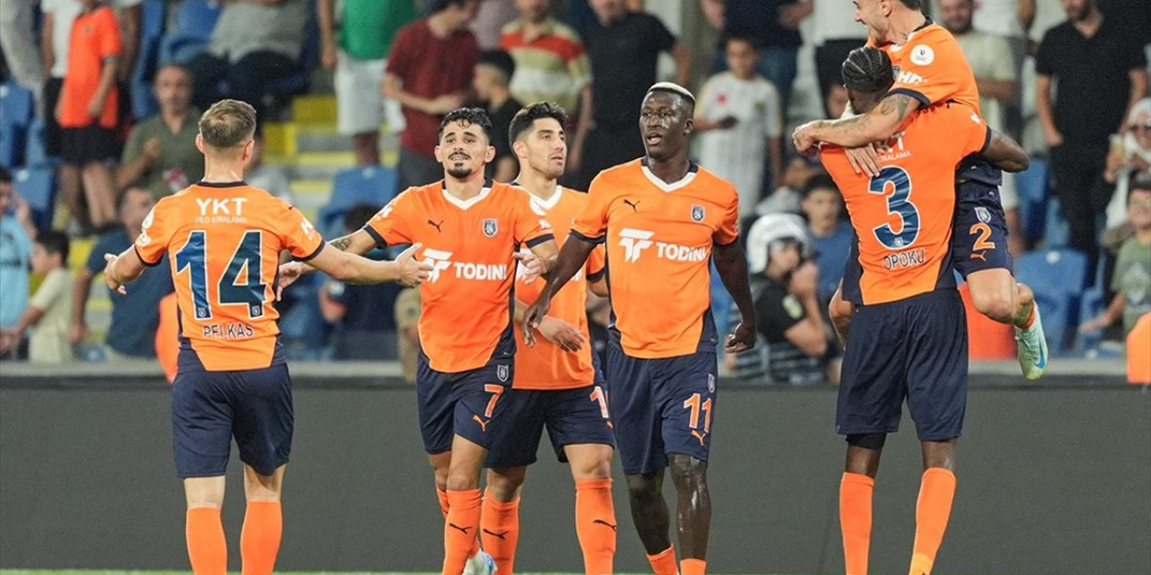 RAMS Başakşehir, İrlanda'da Avantaj İçin Sahaya Çıkacak