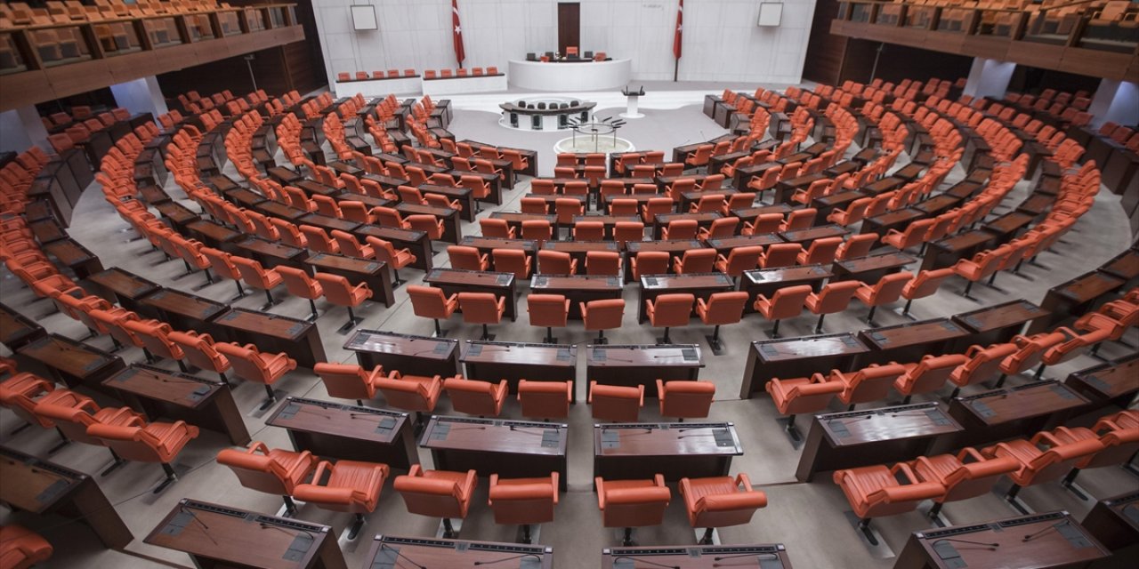 TBMM'de Sandalye Dağılımı Değişti