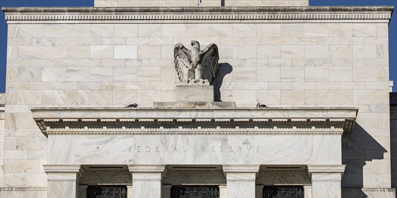 FED Tutanakları Gelecek Toplantıda Muhtemel Faiz İndirimine İşaret Etti