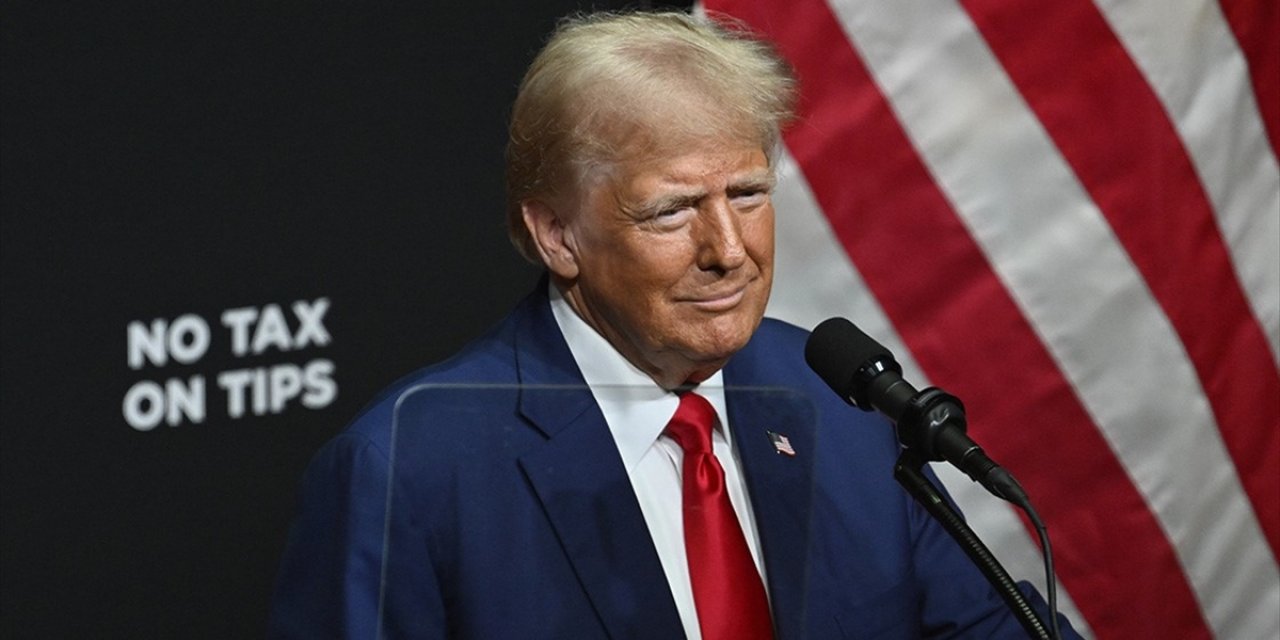 Trump, İlk Açık Hava Konuşmasını Kurşun Geçirmez Cam Kabinden Yaptı