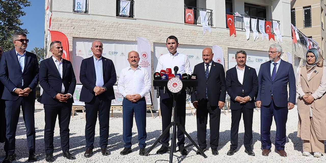 Bakan Kurum: Depremzede Kardeşlerimizin Tamamı Yeni Yuvalarına Kavuşacak