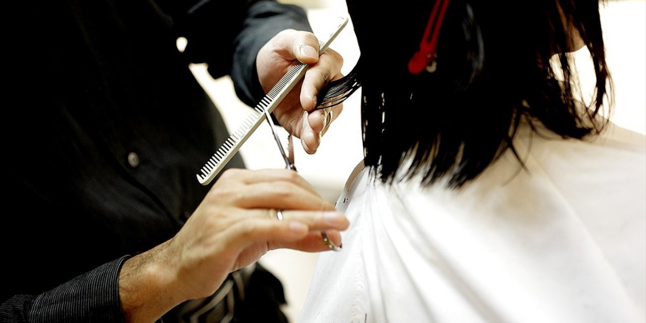 Kadın Kuaförleri Ve Güzellik Salonları, Bir Gün Kapanma Uygulamasından Muaf Olacak