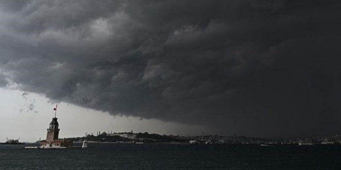 İstanbul'da karabulutlar