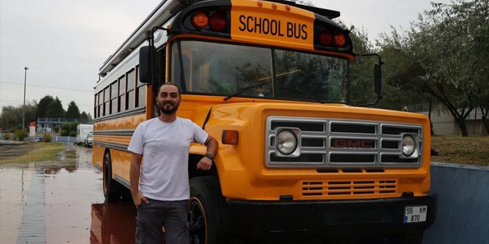 Türk Gezgin "school Bus" İle Türkiye-nepal Arasında 25 Bin Kilometre Yol Katetti