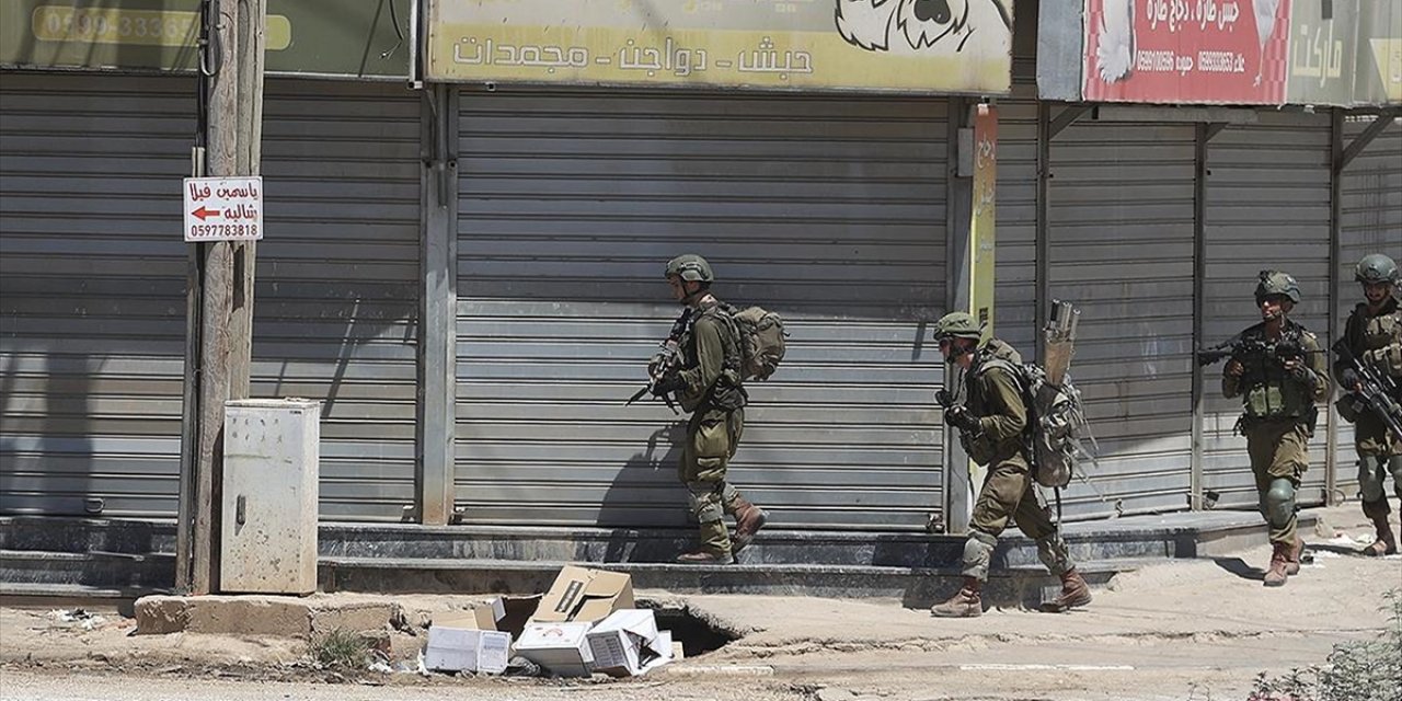 İsrail Batı Şeria’da Başlattığı Saldırıyla Bölgedeki Kontrolünü Genişletmeyi Amaçlıyor