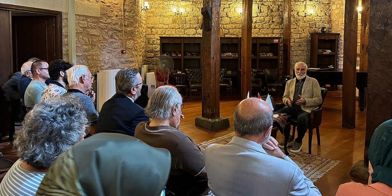 Hasan Kaçan, Alay Köşkü'nde "İstanbul Mizahı"nı Anlattı