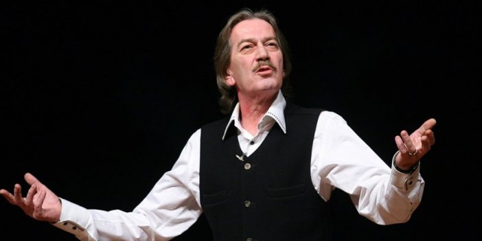 Türk Tiyatrosunun Yorulmayan Kavuklusu: Ferhan Şensoy