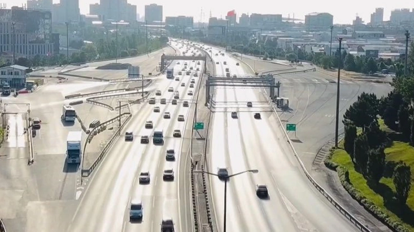 İstanbul'da bazı yollar trafiğe kapandı