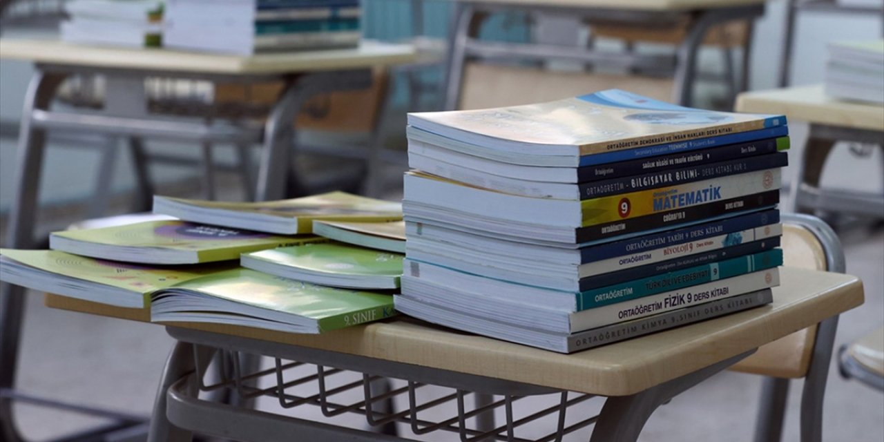 Yeni Müfredatın "Beceri Temelli" Yeni Ders Kitapları Hazır