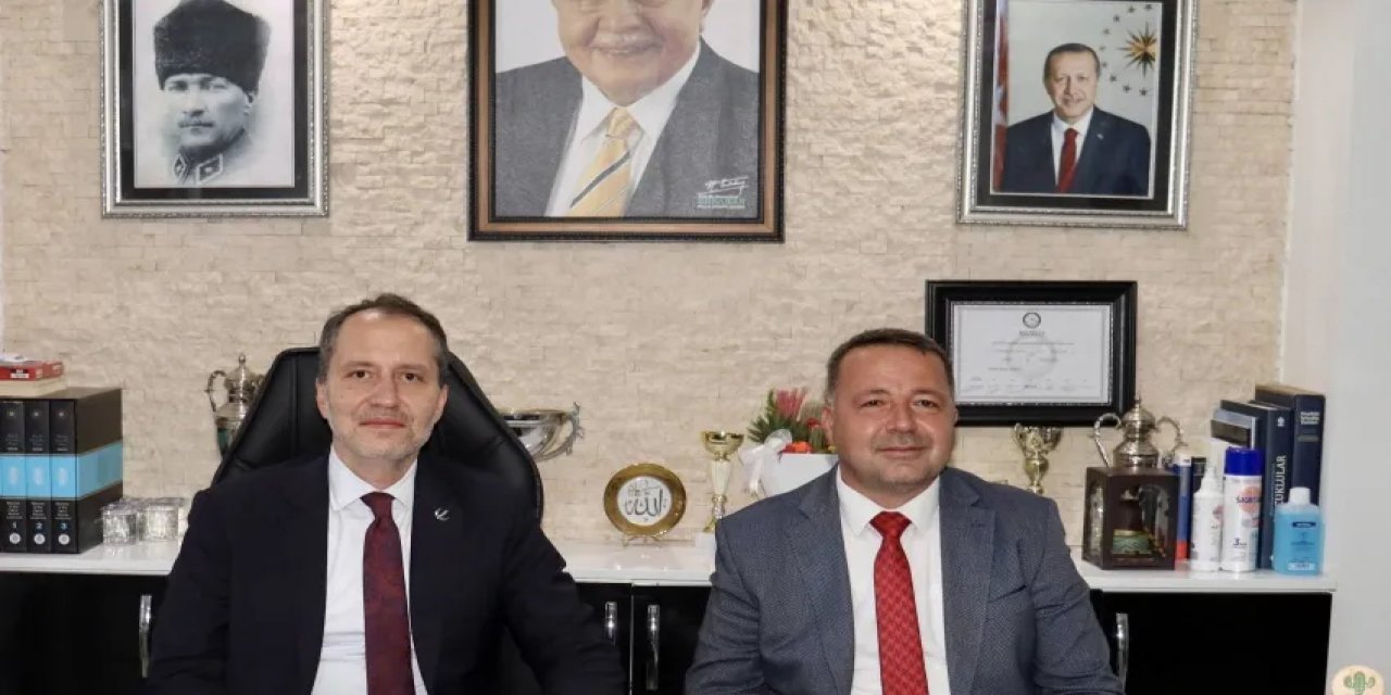 Yeniden Refah'ta Yaprak Dökümü