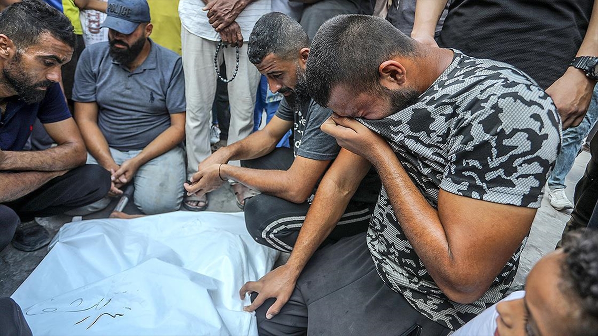 İsrail Ordusunun Gazze'ye Düzenlediği Saldırılarda Son 10 Günde 456 Filistinli Öldü